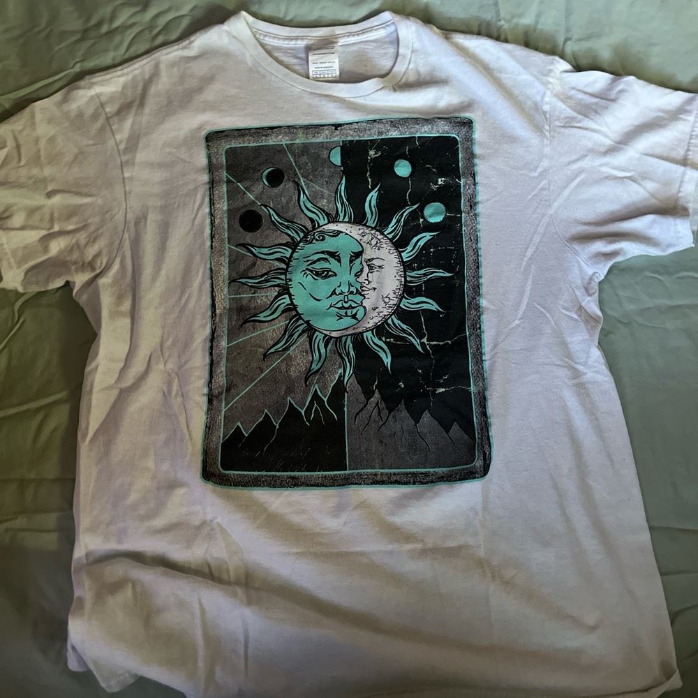 short sleeve T-shirt, cotton, hardly worn